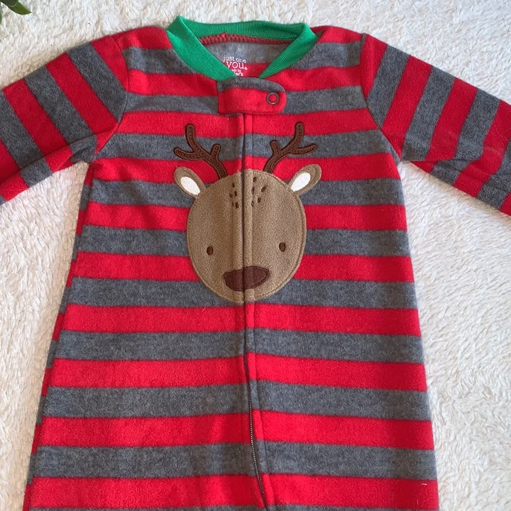Carter’s Reindeer Footie Pajamas 9M Holiday Striped EUC